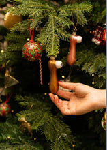 Afbeelding in Gallery-weergave laden, Sattie Kerstbal | Sattie in de boom
